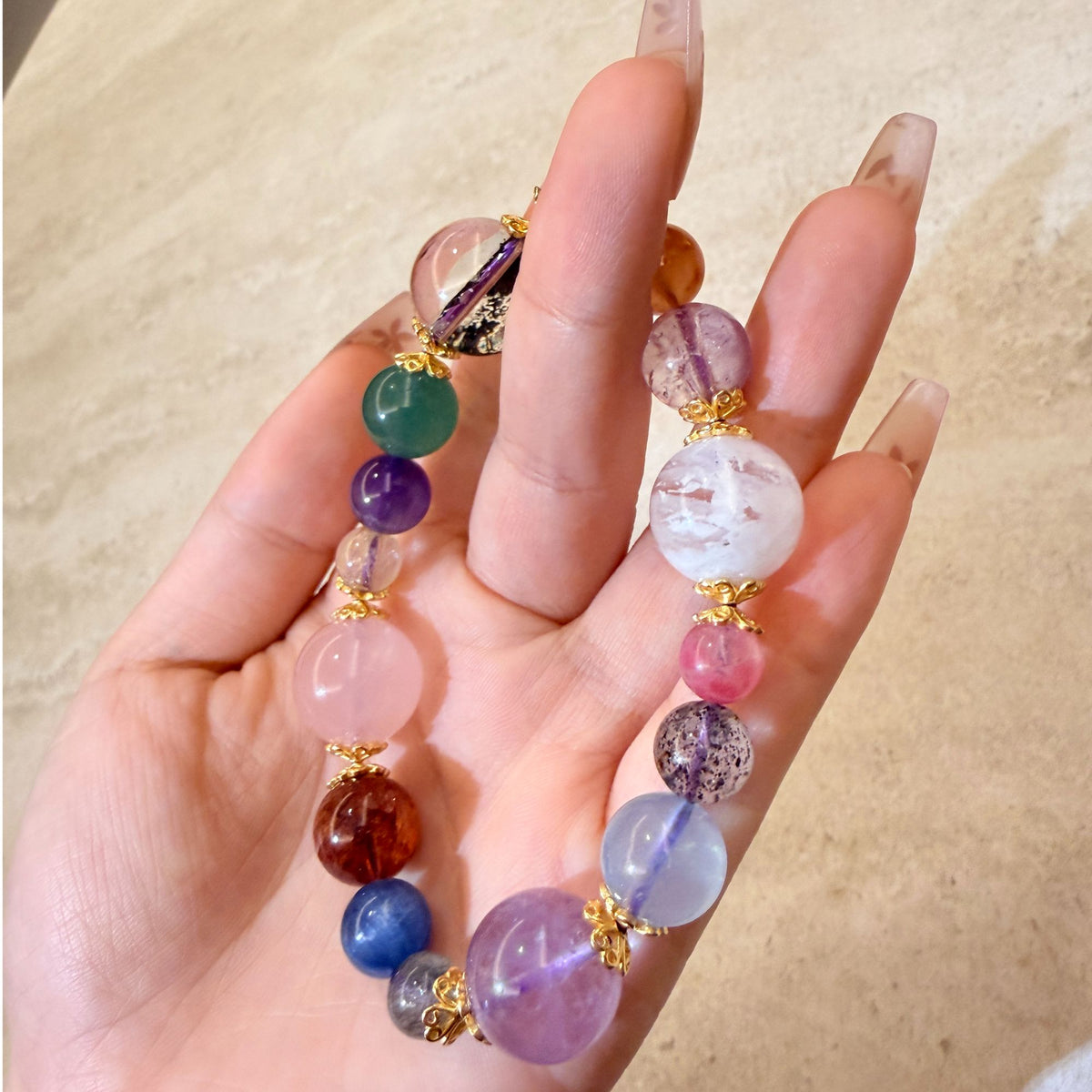 Natural Crystal Crystal Bracelet with Customizable · MC06