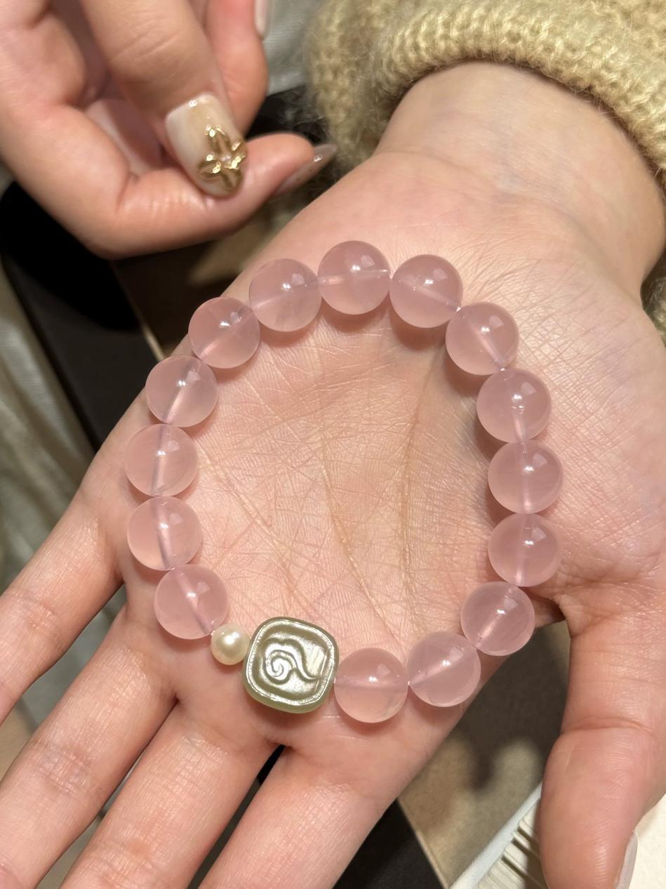 Pearl Crystal Bracelet with Pearl Accents