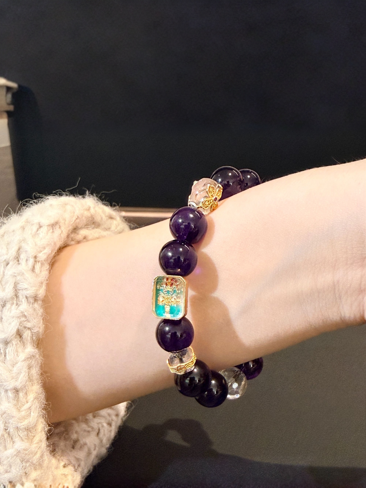Natural Natural Crystal Bracelet with Customizable