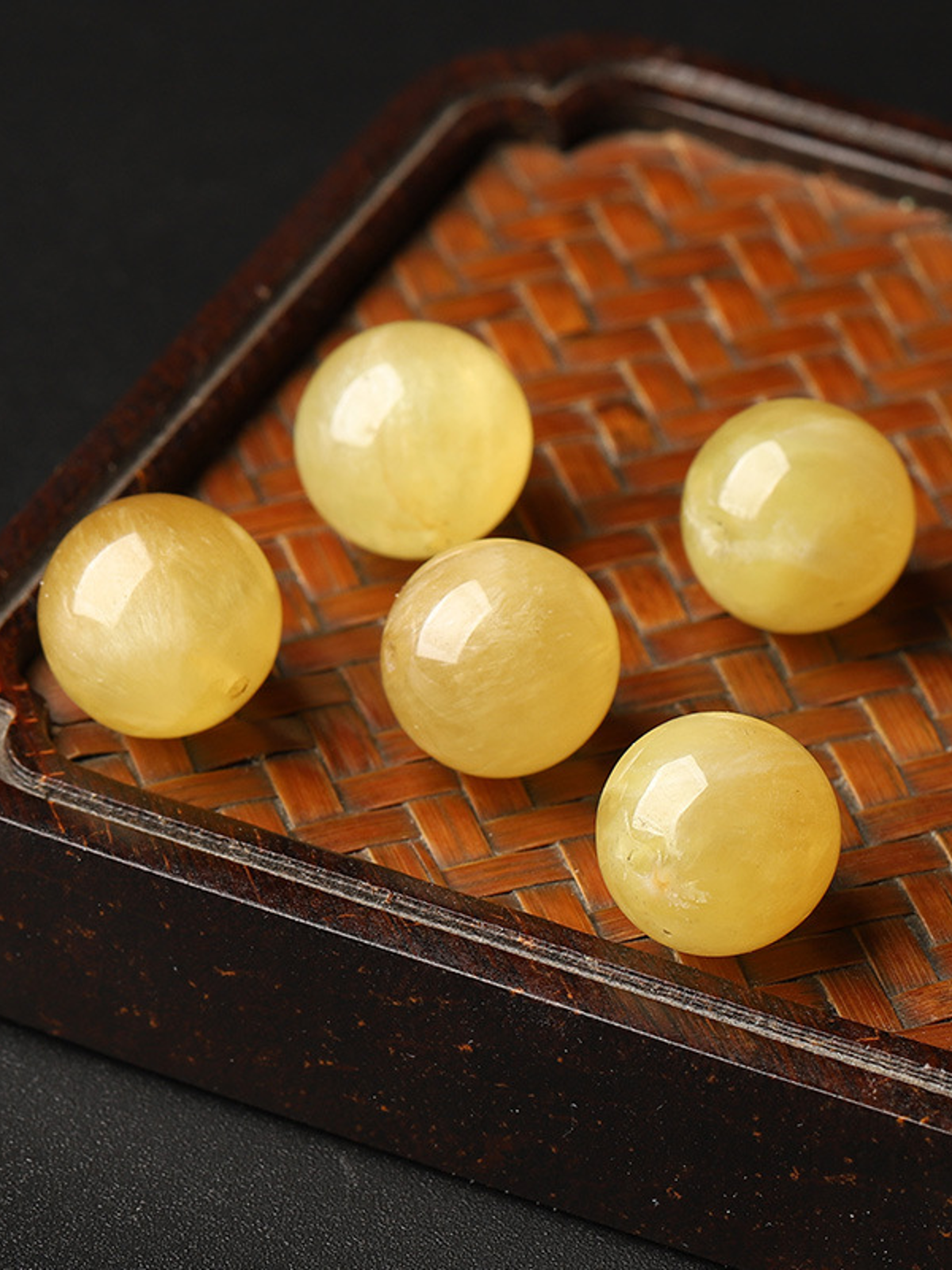 Crystal Single Crystal Bead with Customizable