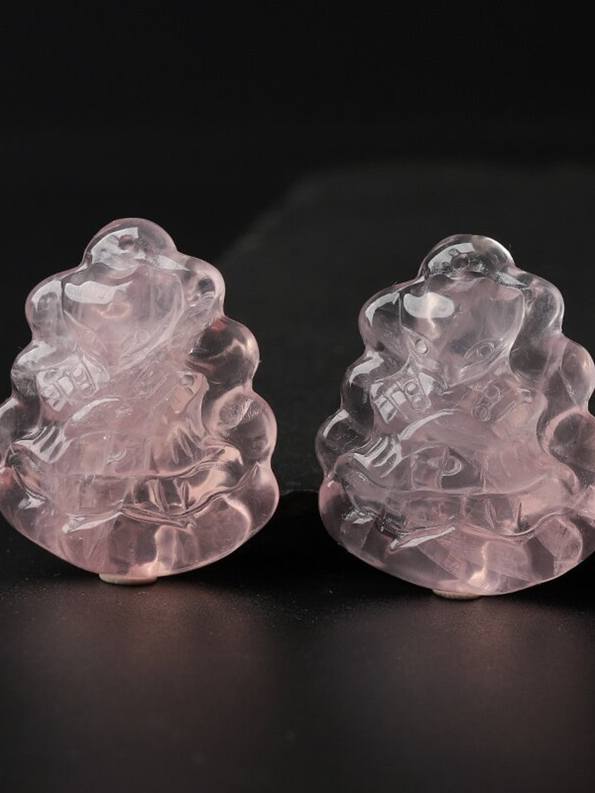 Natural Crystal Accessory with Couple